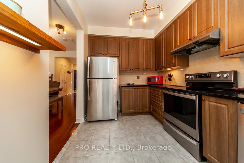 Photo 21 of 1068 Job Crescent, Milton, Harrison — HOMEH