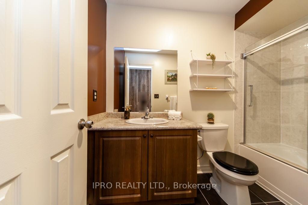 Photo 30 of 1068 Job Crescent, Milton, Harrison — HOMEH
