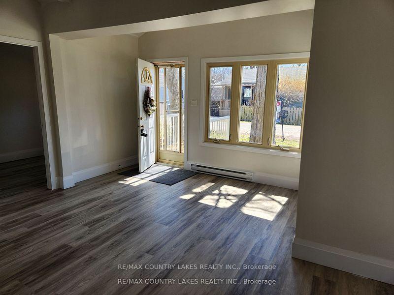 Photo 2 of 10 Ridge Avenue, Ramara, Brechin — HOMEH
