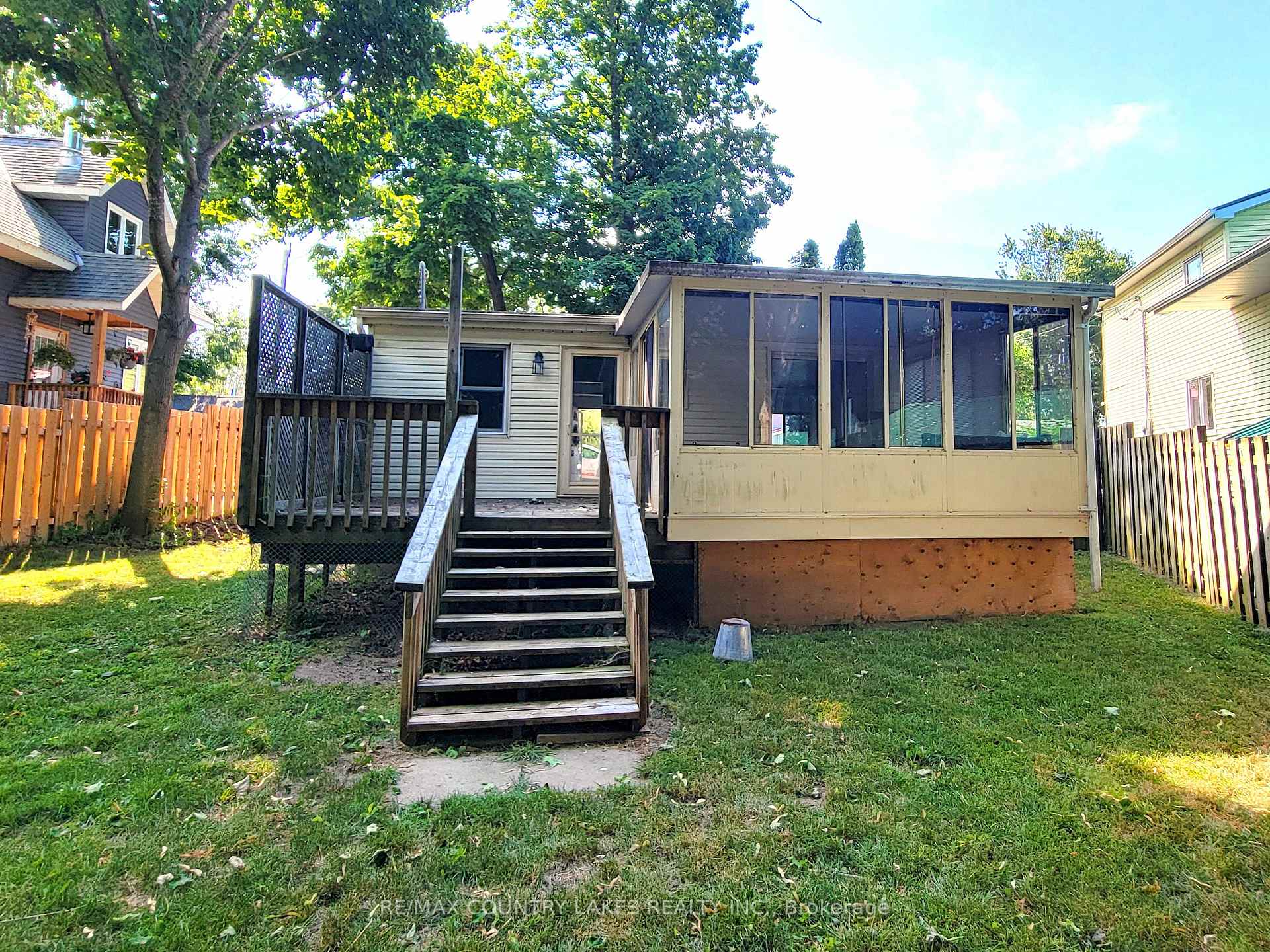 Photo 27 of 10 Ridge Avenue, Ramara, Brechin — HOMEH