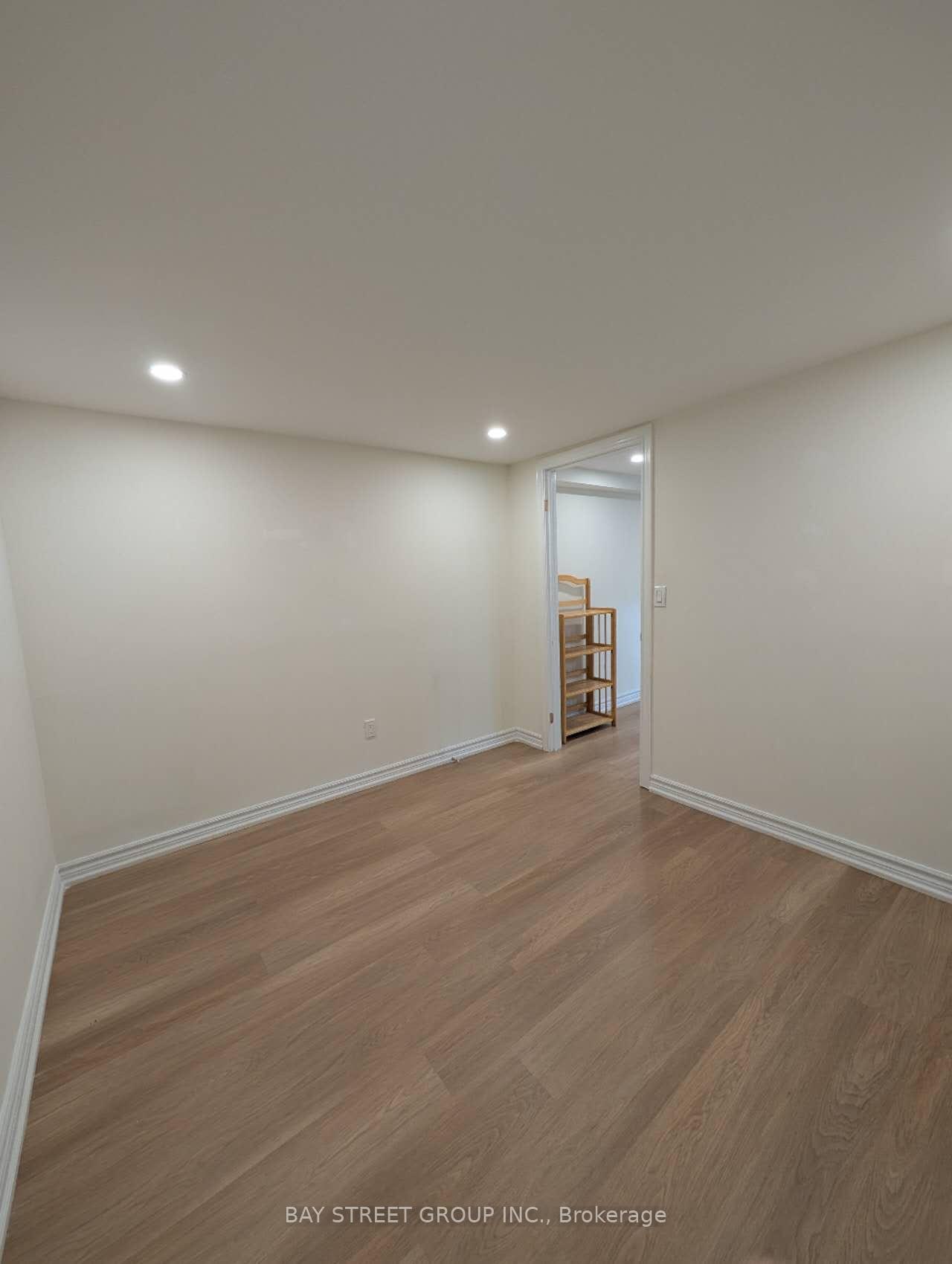 Photo 27 of Unit Unit 2, 892 Carnaby Crescent, Oshawa, Centennial — HOMEH