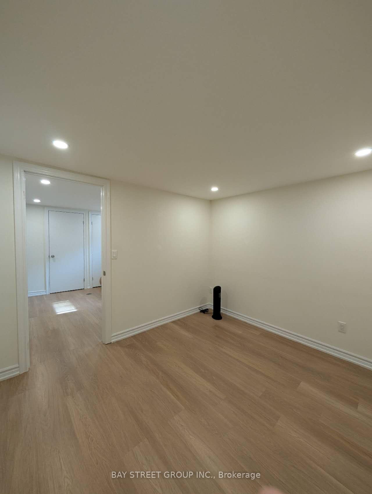 Photo 28 of Unit Unit 2, 892 Carnaby Crescent, Oshawa, Centennial — HOMEH