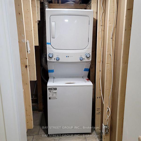 Photo 31 of Unit Unit 2, 892 Carnaby Crescent, Oshawa, Centennial — HOMEH