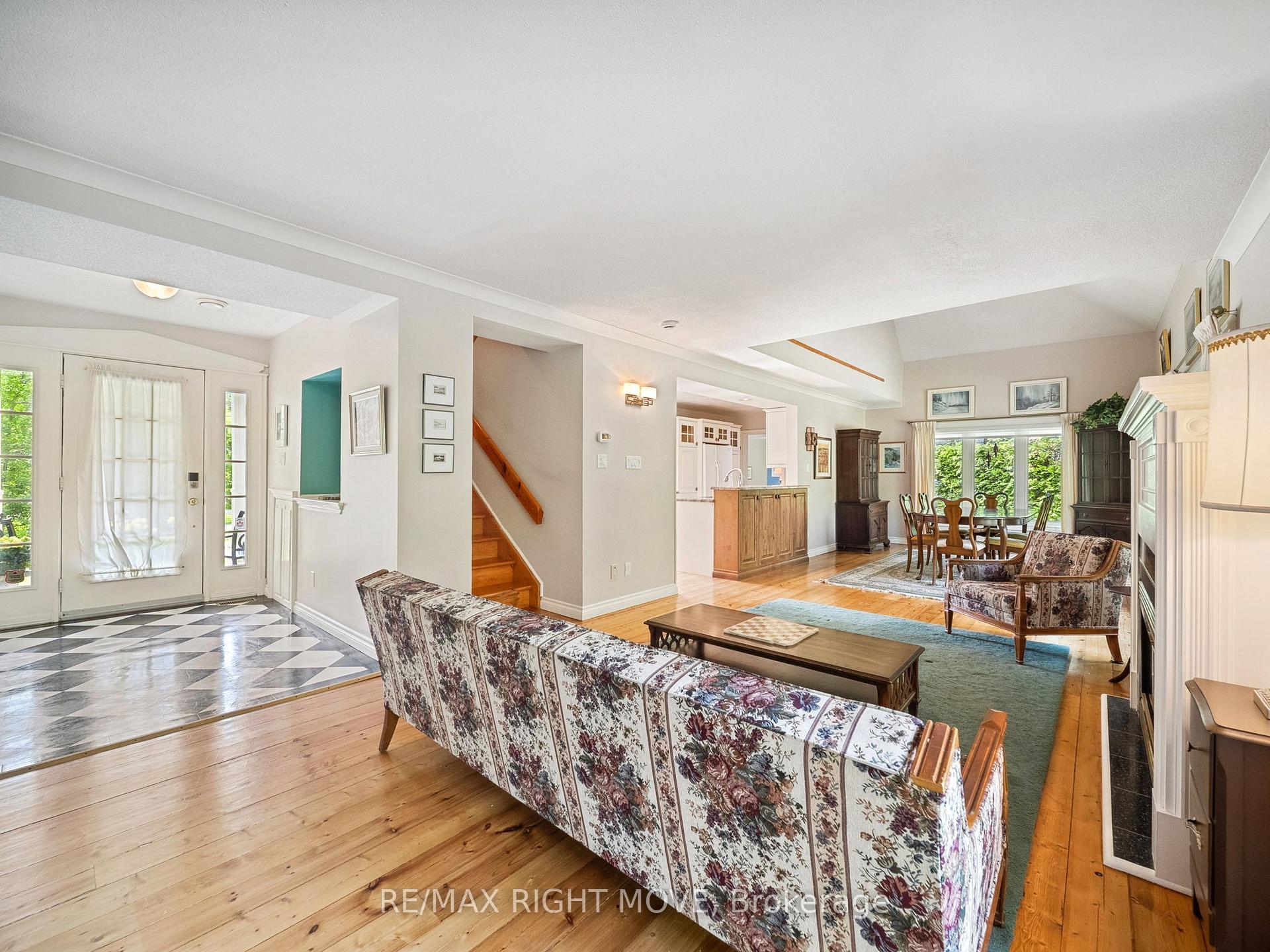 Photo 12 of 7736 Riverleigh Drive, Ramara, Rural Ramara — HOMEH