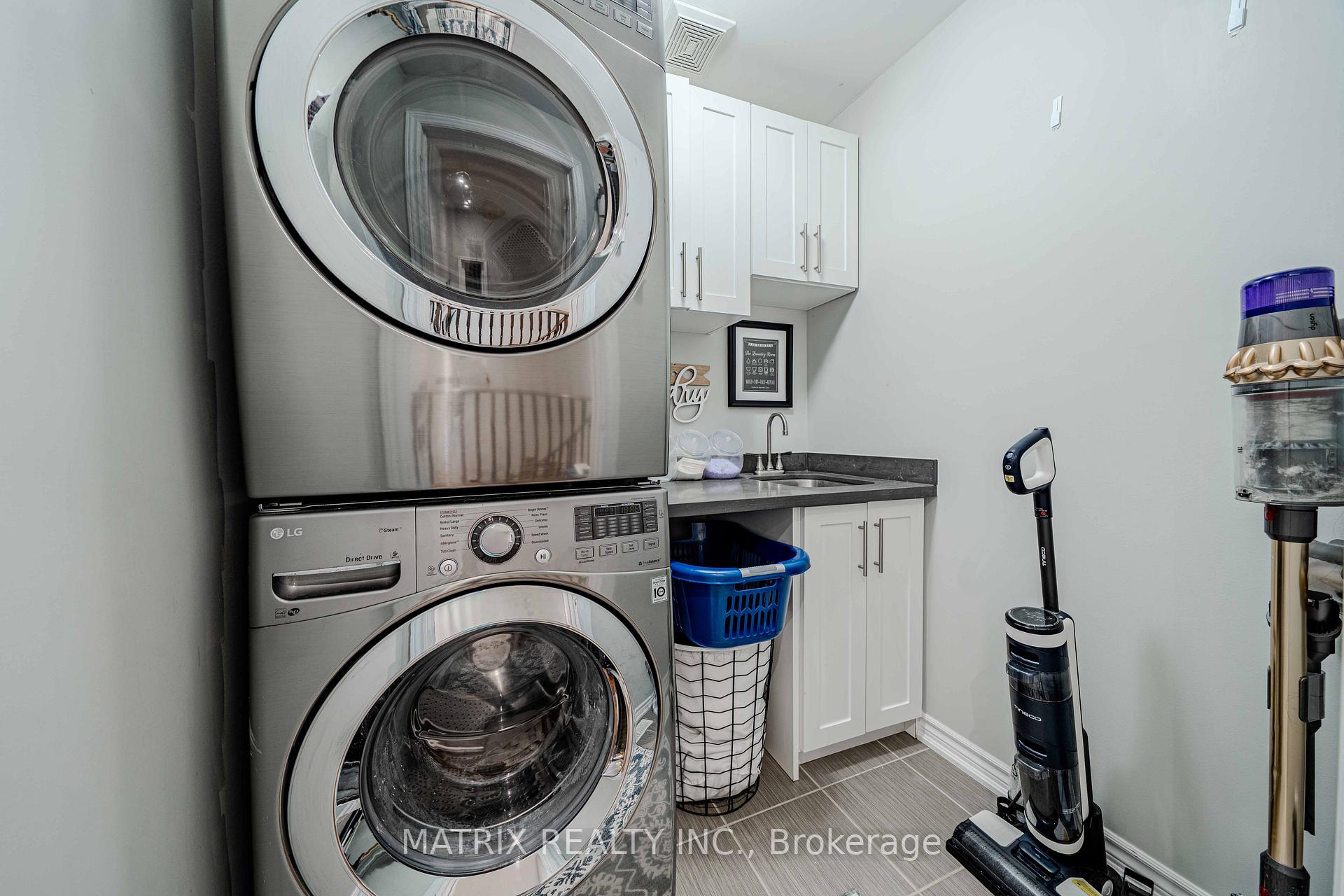 Photo 10 of 2115 Saffron Drive, Pickering, Brock Ridge — HOMEH
