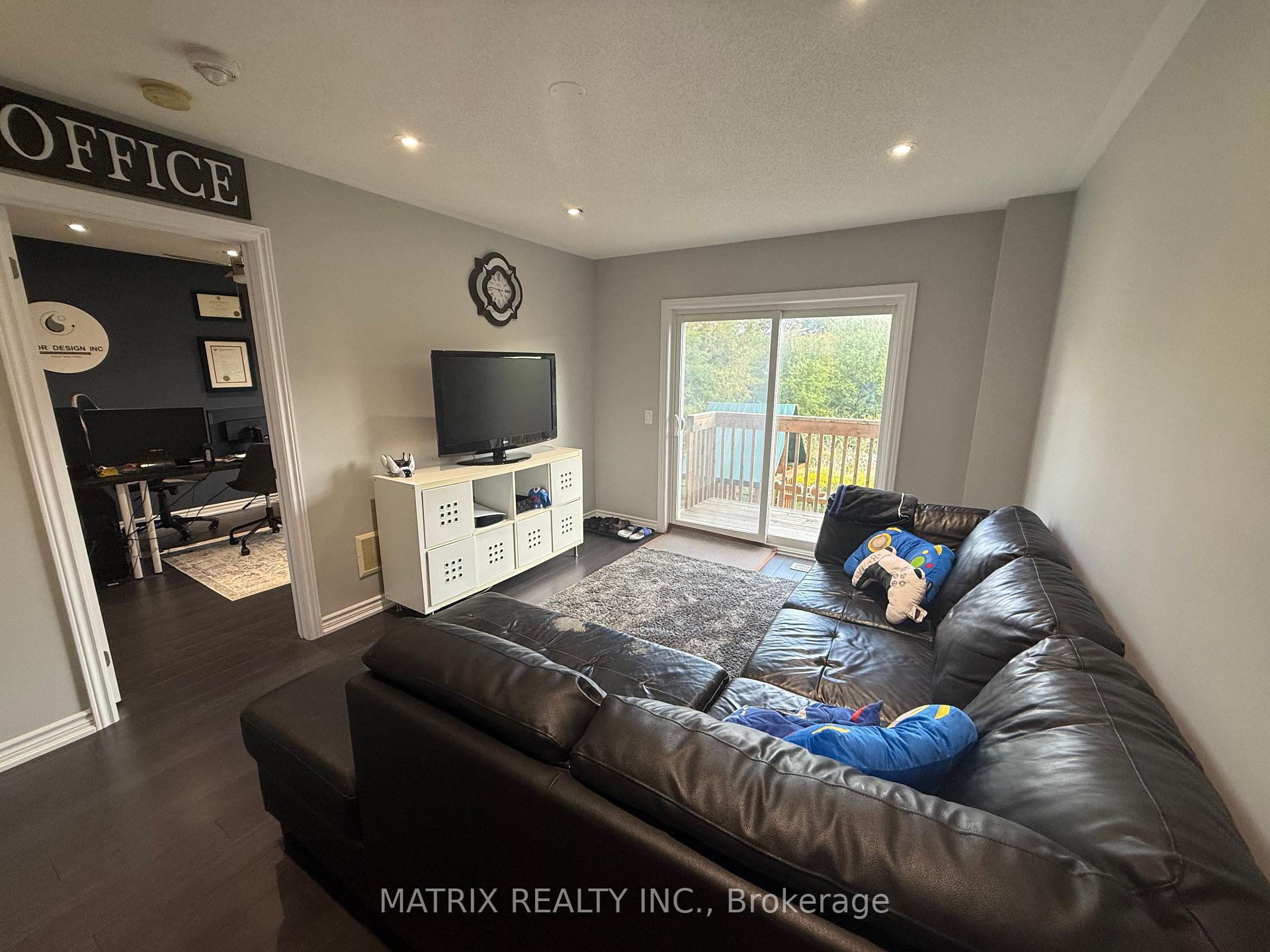 Photo 33 of 2115 Saffron Drive, Pickering, Brock Ridge — HOMEH