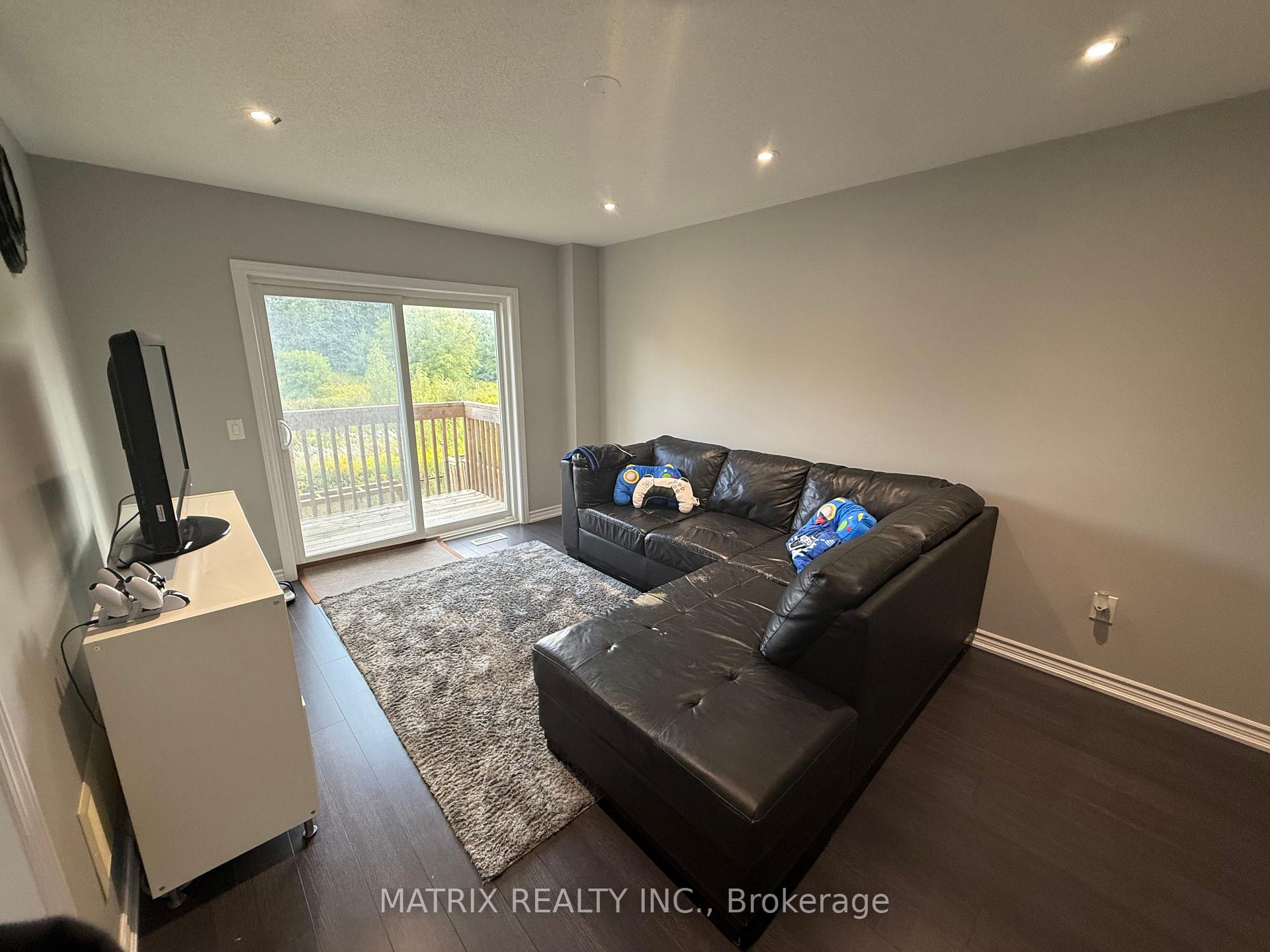 Photo 34 of 2115 Saffron Drive, Pickering, Brock Ridge — HOMEH