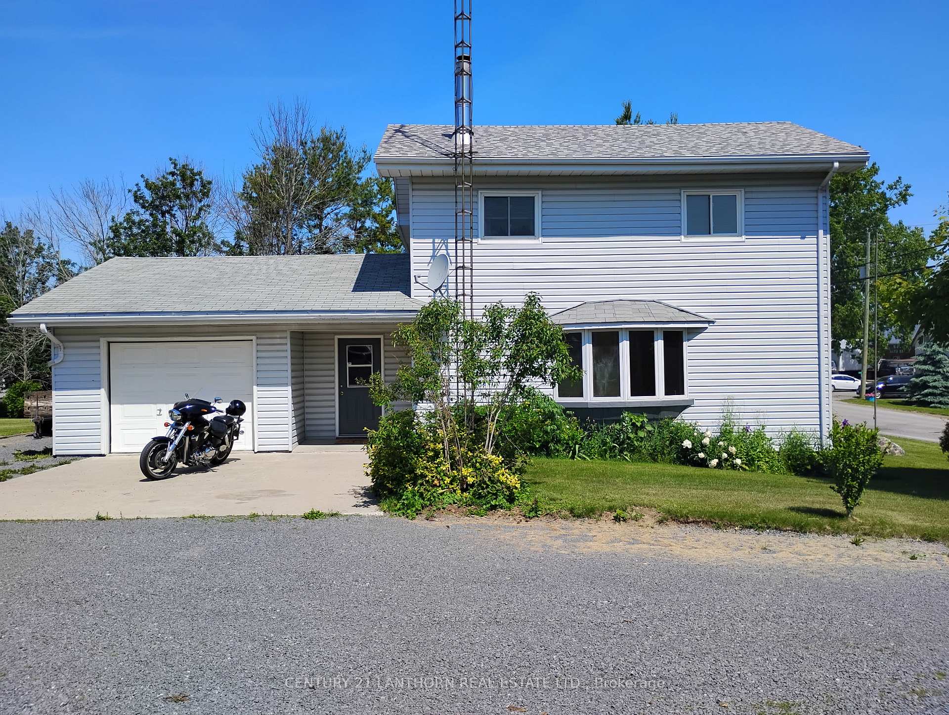 Photo 3 of 3090 County Rd 10, Prince Edward County, South Marysburg Ward — HOMEH