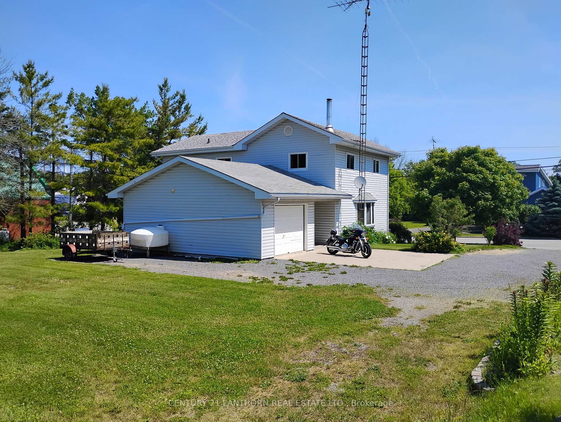 Photo 4 of 3090 County Rd 10, Prince Edward County, South Marysburg Ward — HOMEH
