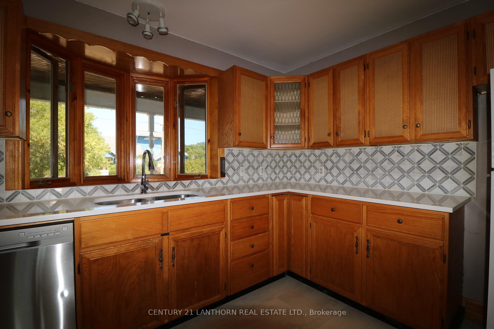 Photo 13 of 3090 County Rd 10, Prince Edward County, South Marysburg Ward — HOMEH