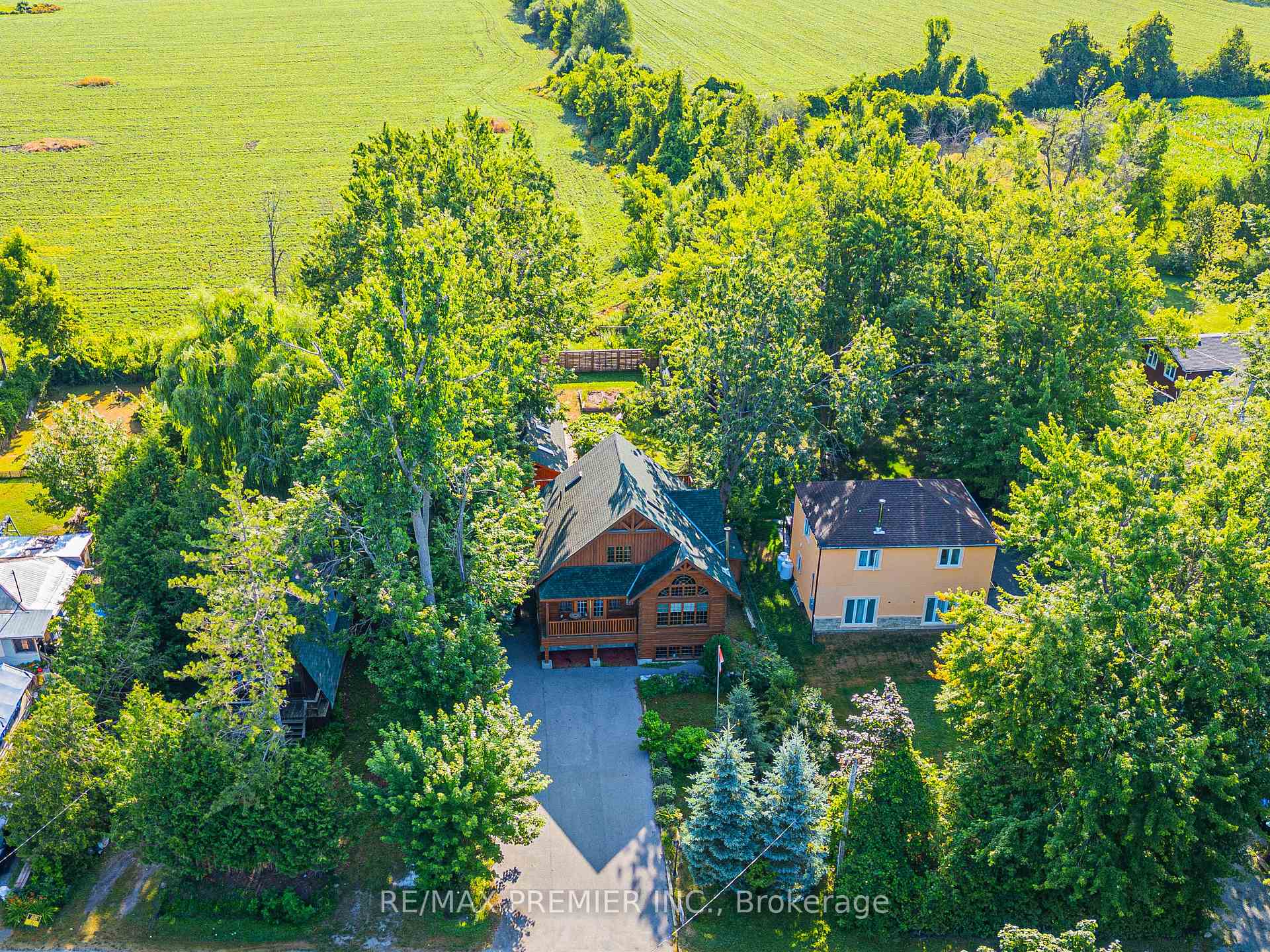 Photo 4 of 2441 Lakeshore Drive, Ramara, Rural Ramara — HOMEH