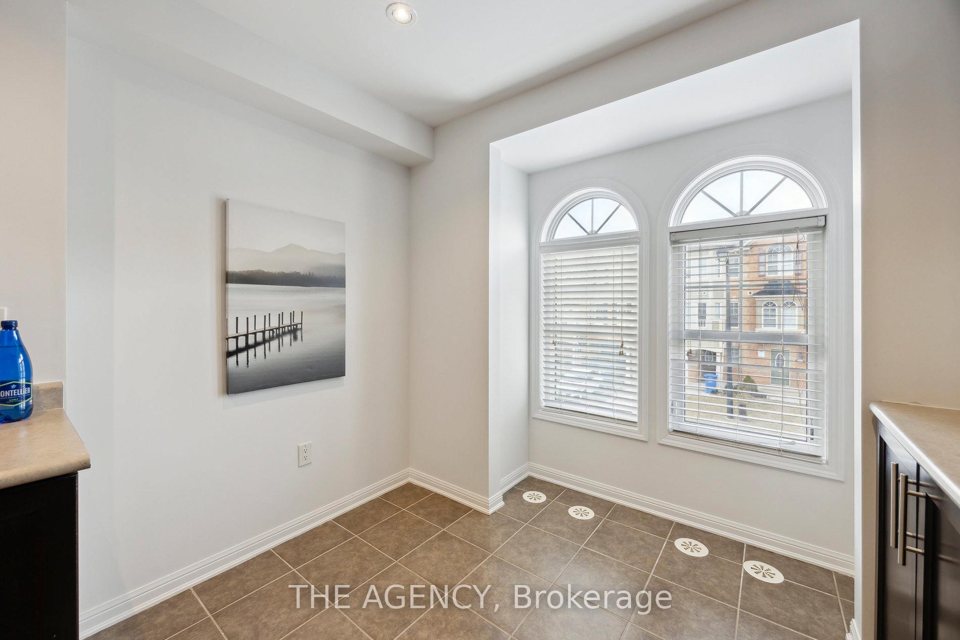 Photo 28 of 924 Nadalin Heights, Milton, Willmott — HOMEH