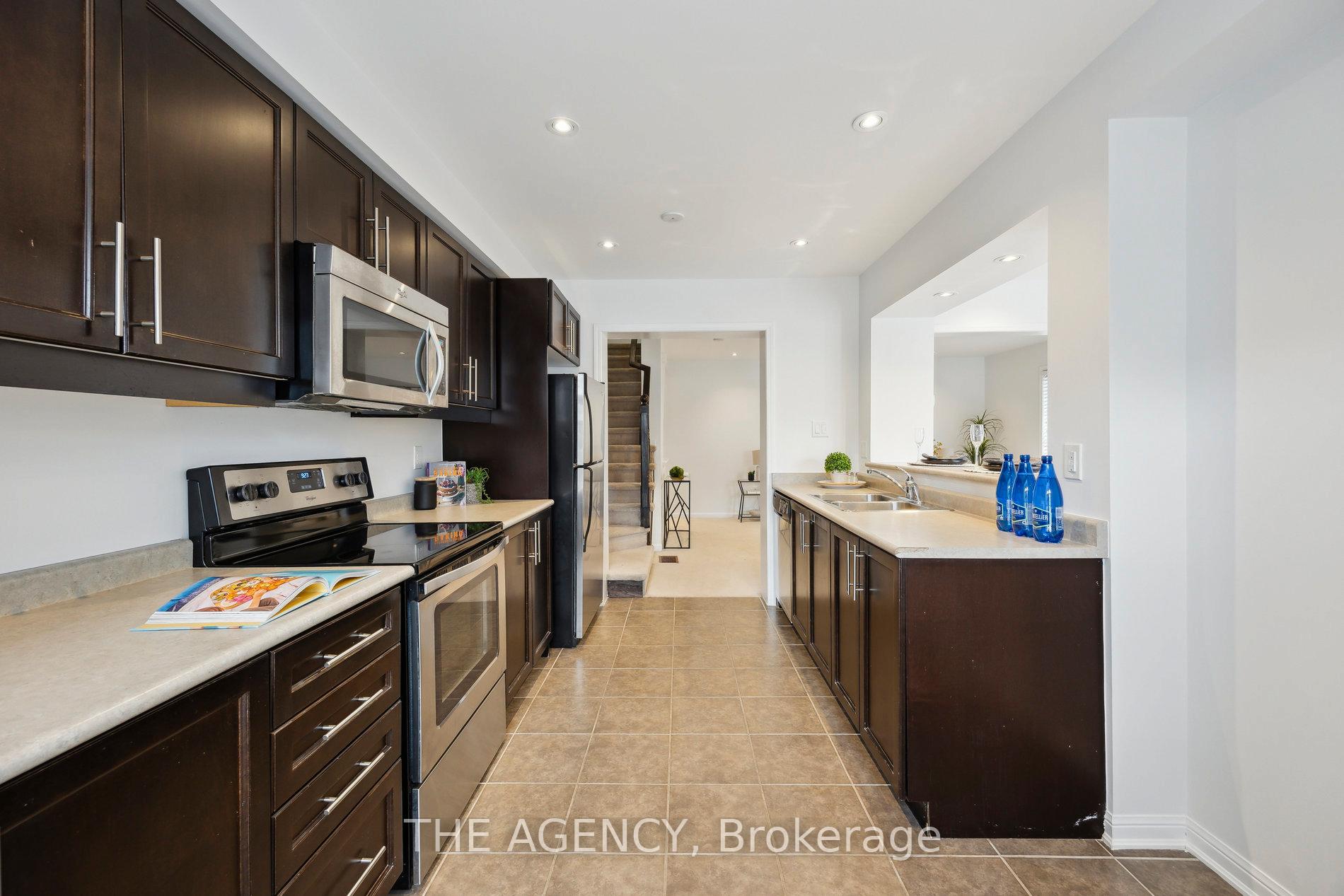 Photo 29 of 924 Nadalin Heights, Milton, Willmott — HOMEH