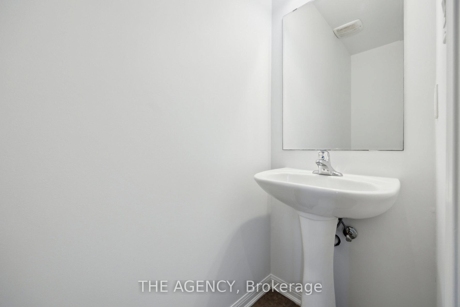 Photo 34 of 924 Nadalin Heights, Milton, Willmott — HOMEH