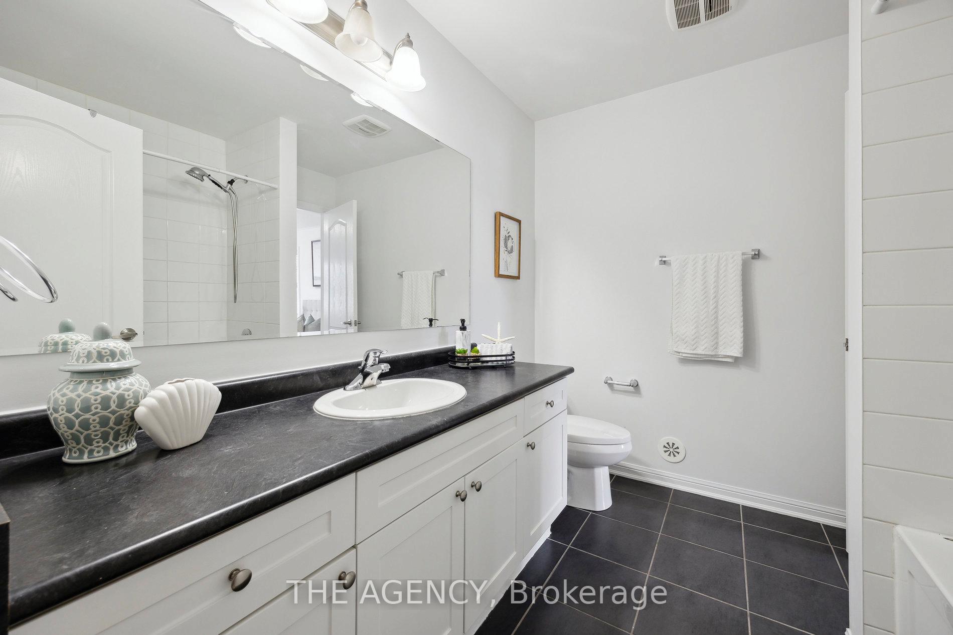 Photo 44 of 924 Nadalin Heights, Milton, Willmott — HOMEH