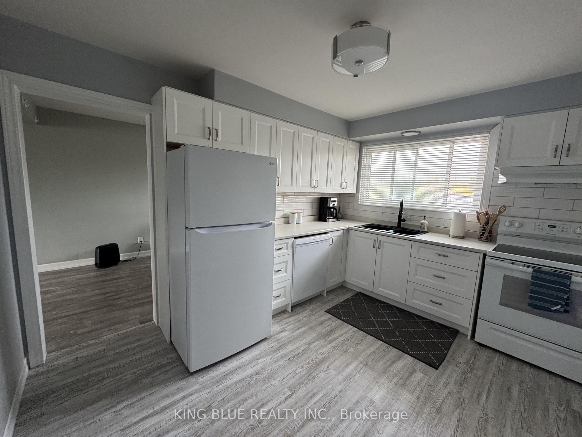 Photo 5 of Unit 3, 596 Digby Avenue, Oshawa, Eastdale — HOMEH