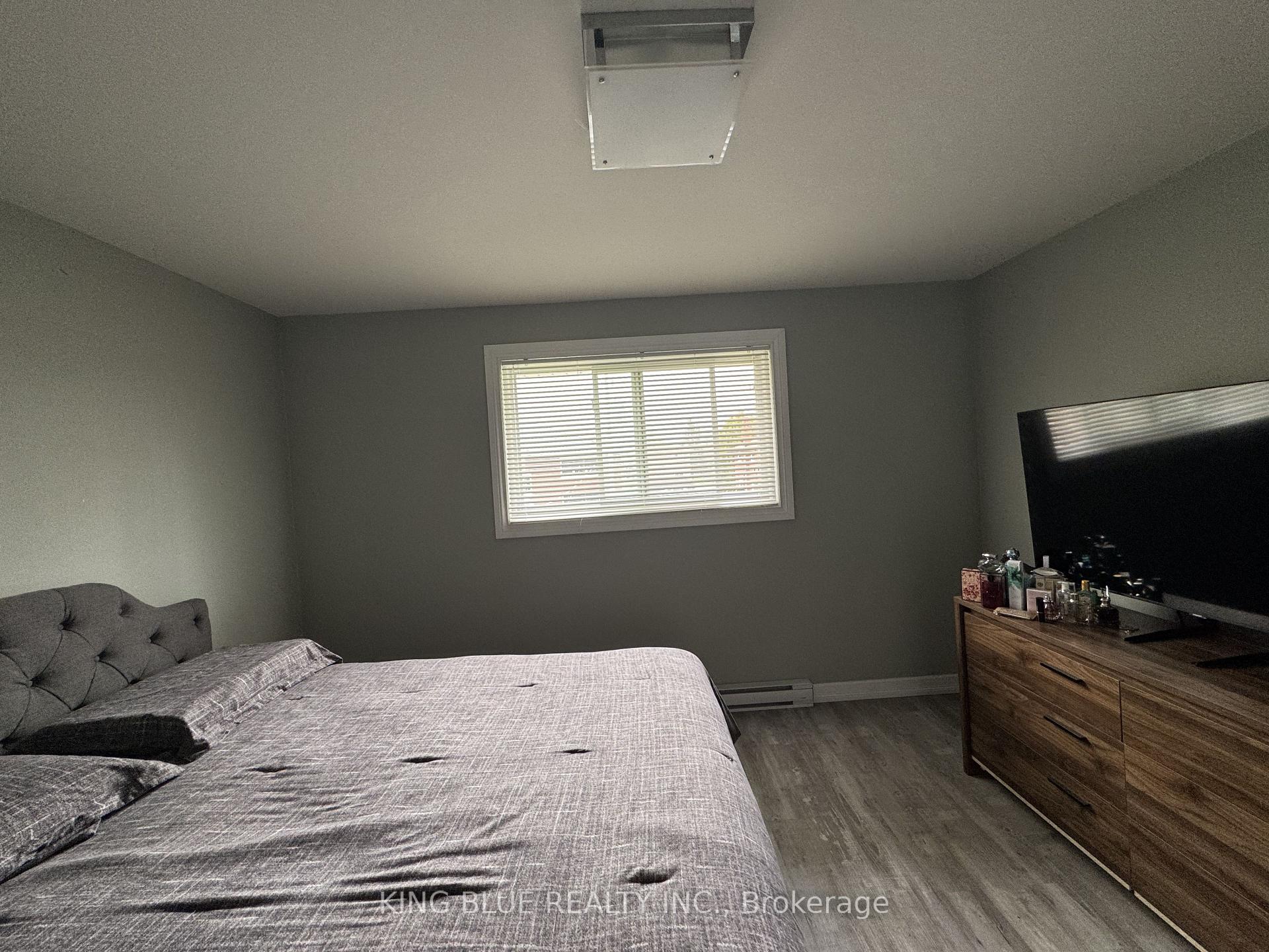 Photo 8 of Unit 3, 596 Digby Avenue, Oshawa, Eastdale — HOMEH