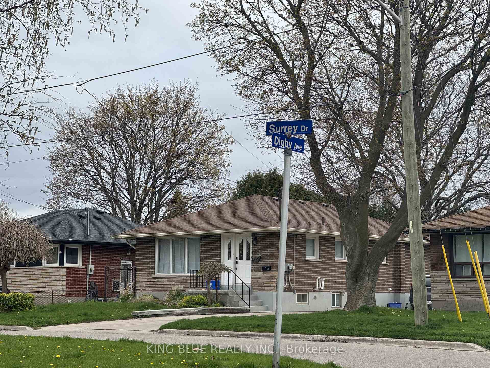 Photo 11 of Unit 3, 596 Digby Avenue, Oshawa, Eastdale — HOMEH