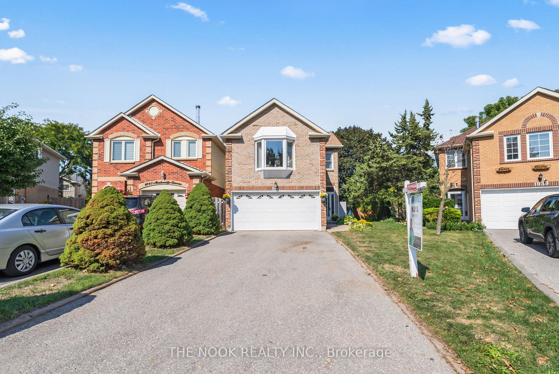 Photo 1 of 1041 Meadowridge Crescent, Pickering, Liverpool — HOMEH