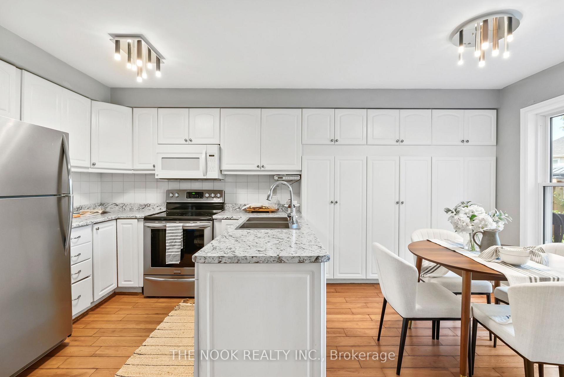 Photo 3 of 1041 Meadowridge Crescent, Pickering, Liverpool — HOMEH