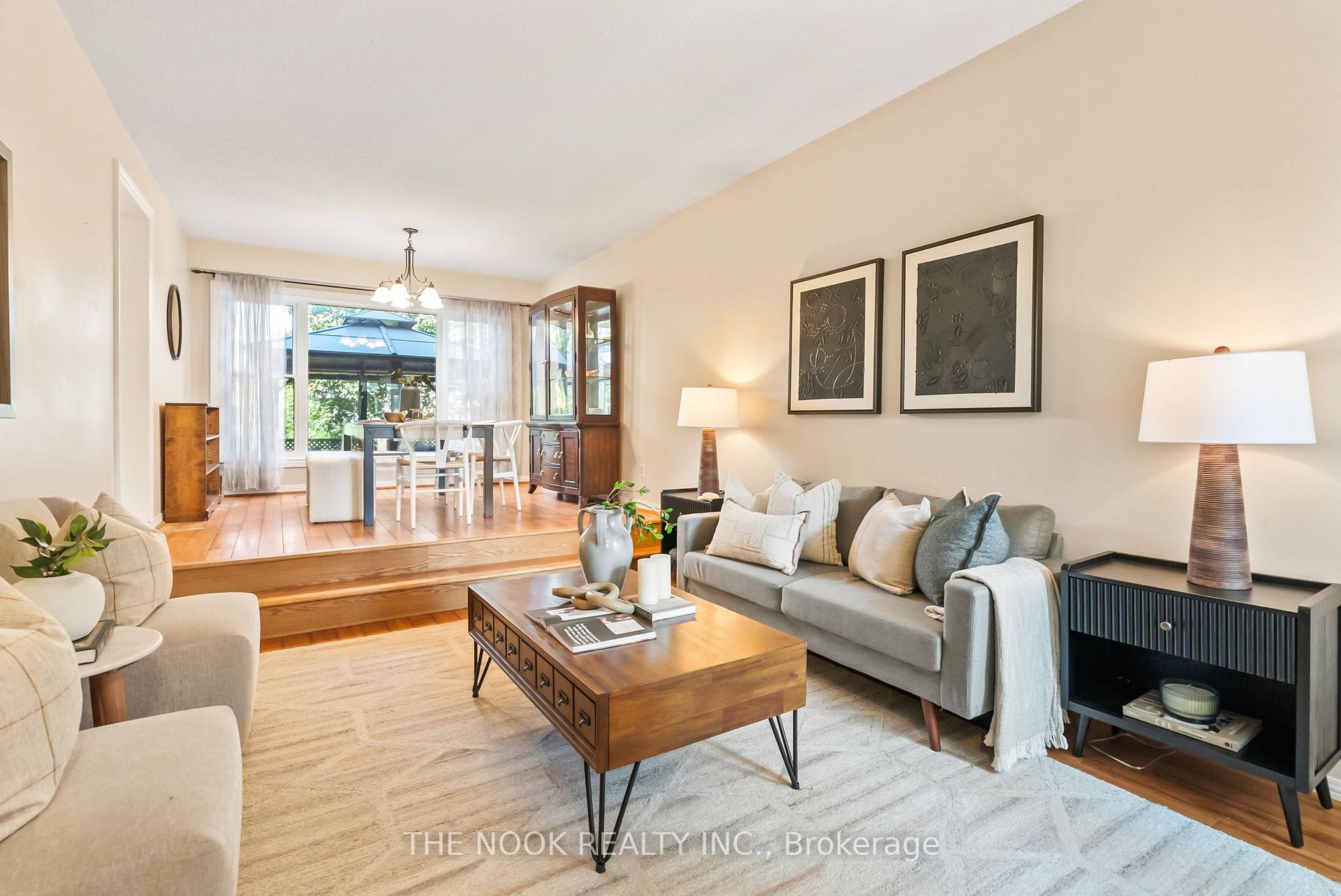 Photo 8 of 1041 Meadowridge Crescent, Pickering, Liverpool — HOMEH
