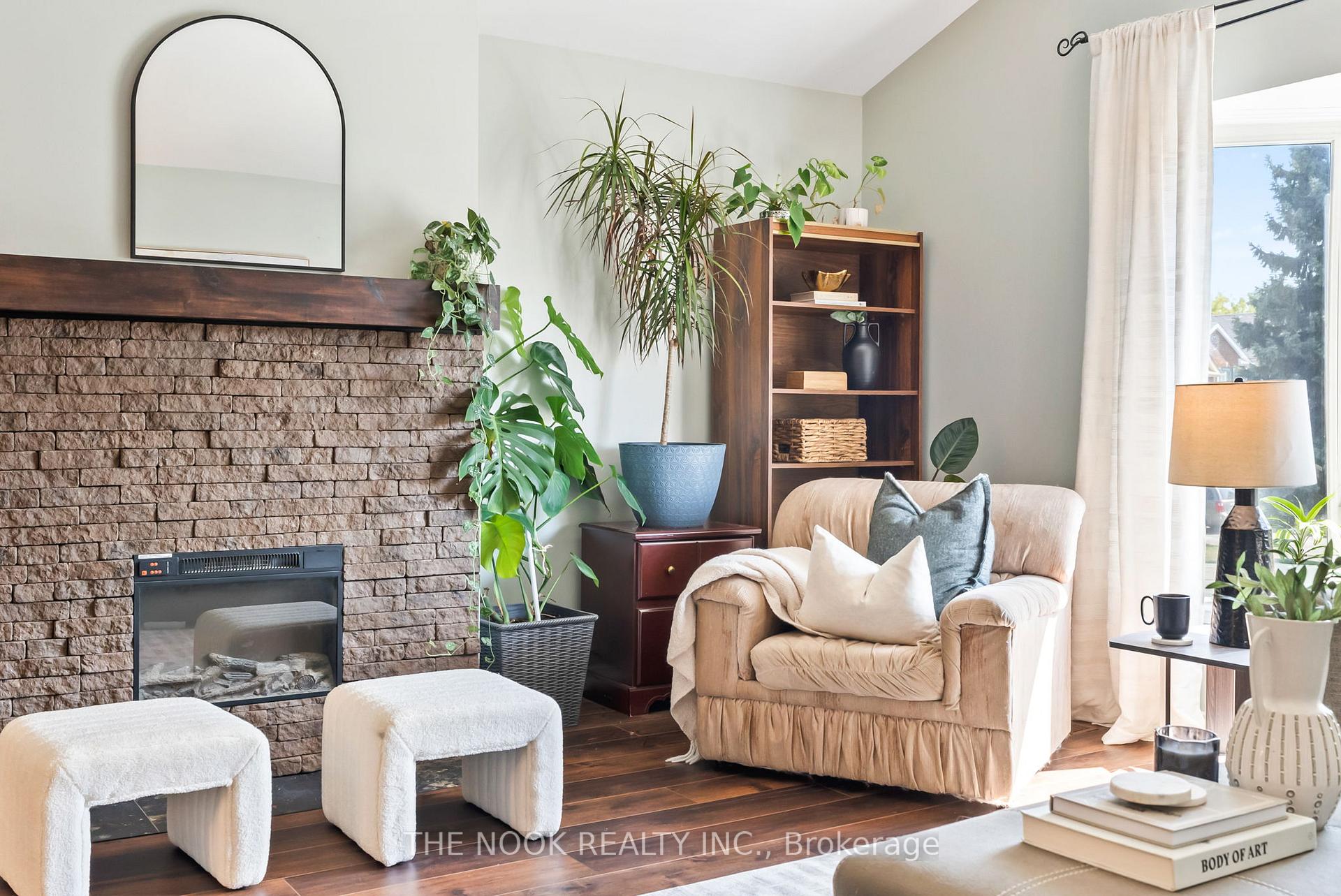 Photo 16 of 1041 Meadowridge Crescent, Pickering, Liverpool — HOMEH