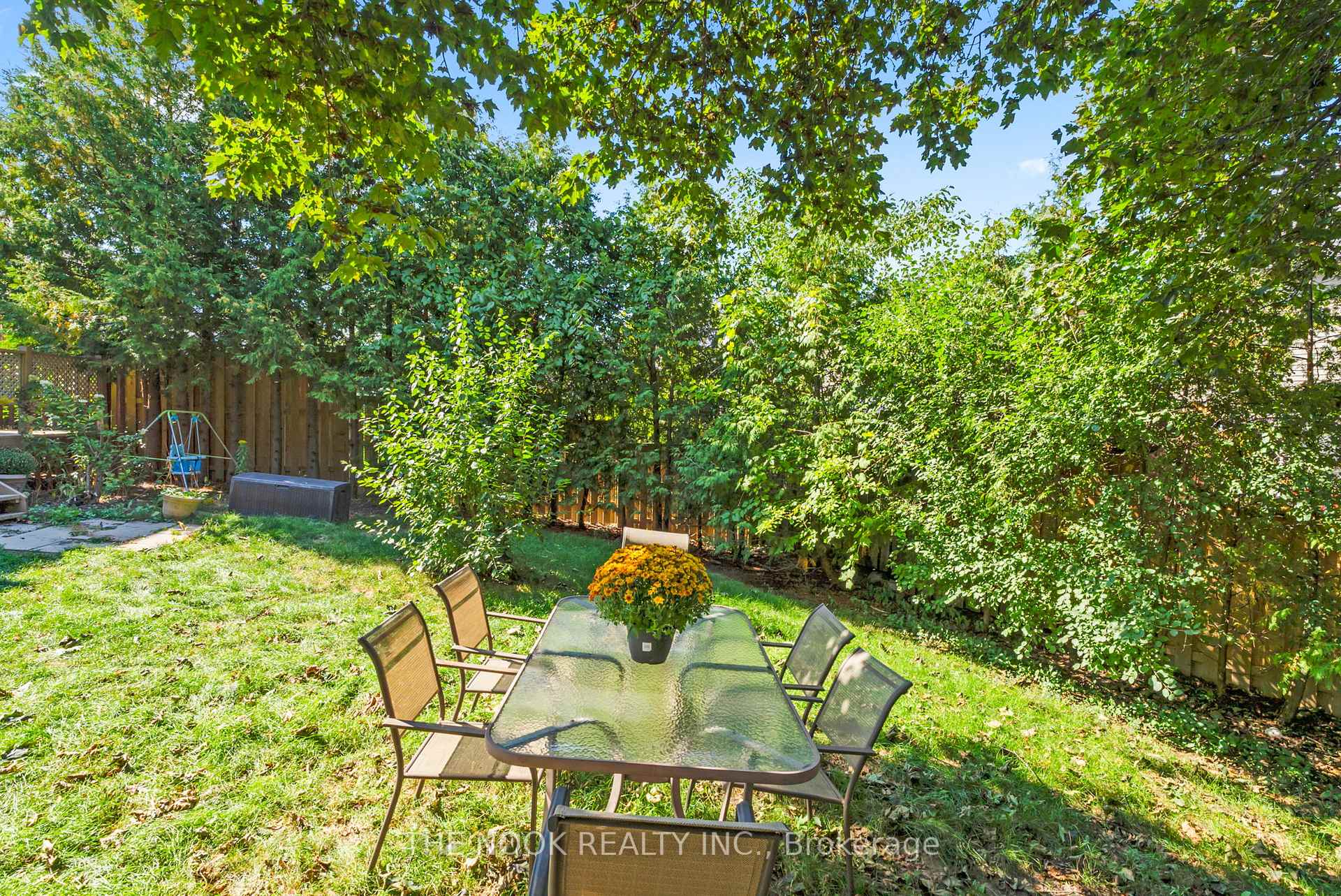 Photo 40 of 1041 Meadowridge Crescent, Pickering, Liverpool — HOMEH