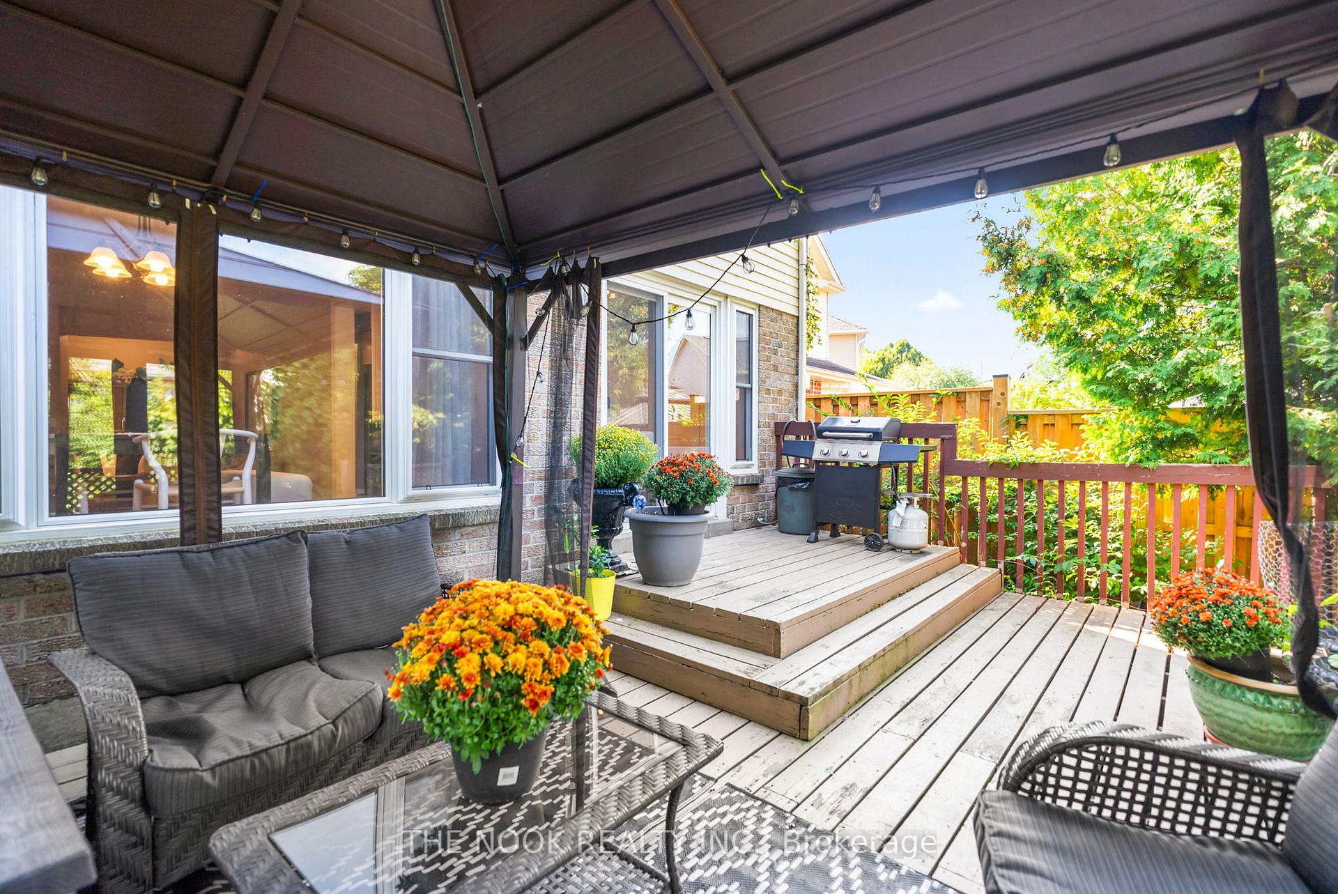 Photo 45 of 1041 Meadowridge Crescent, Pickering, Liverpool — HOMEH