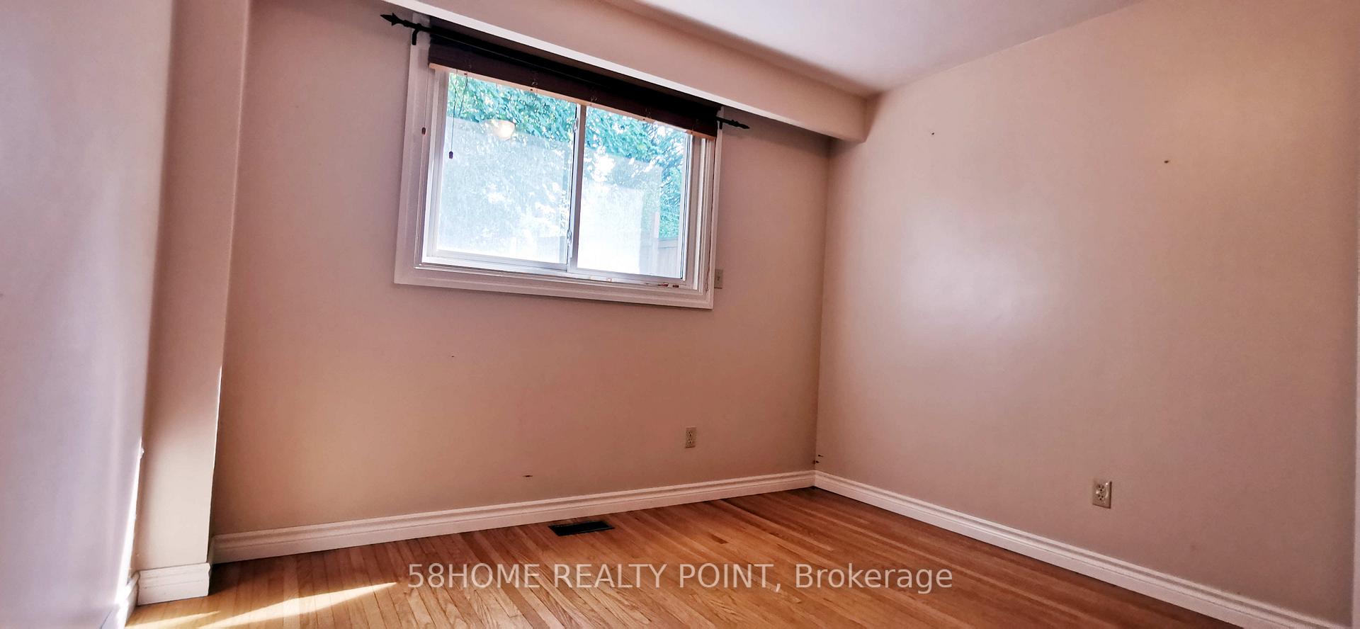 Photo 4 of Unit Lower, 560 Arnhem Drive, Oshawa, O'Neill — HOMEH