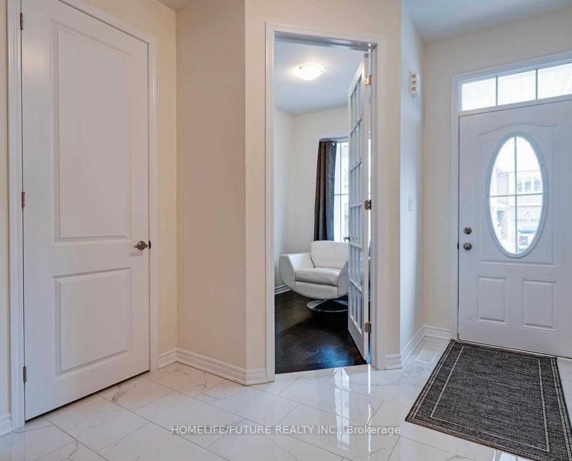 Photo 2 of 1048 Cameo Street, Pickering, Rural Pickering — HOMEH