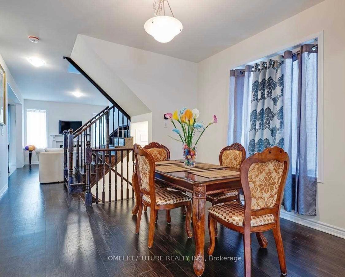 Photo 4 of 1048 Cameo Street, Pickering, Rural Pickering — HOMEH