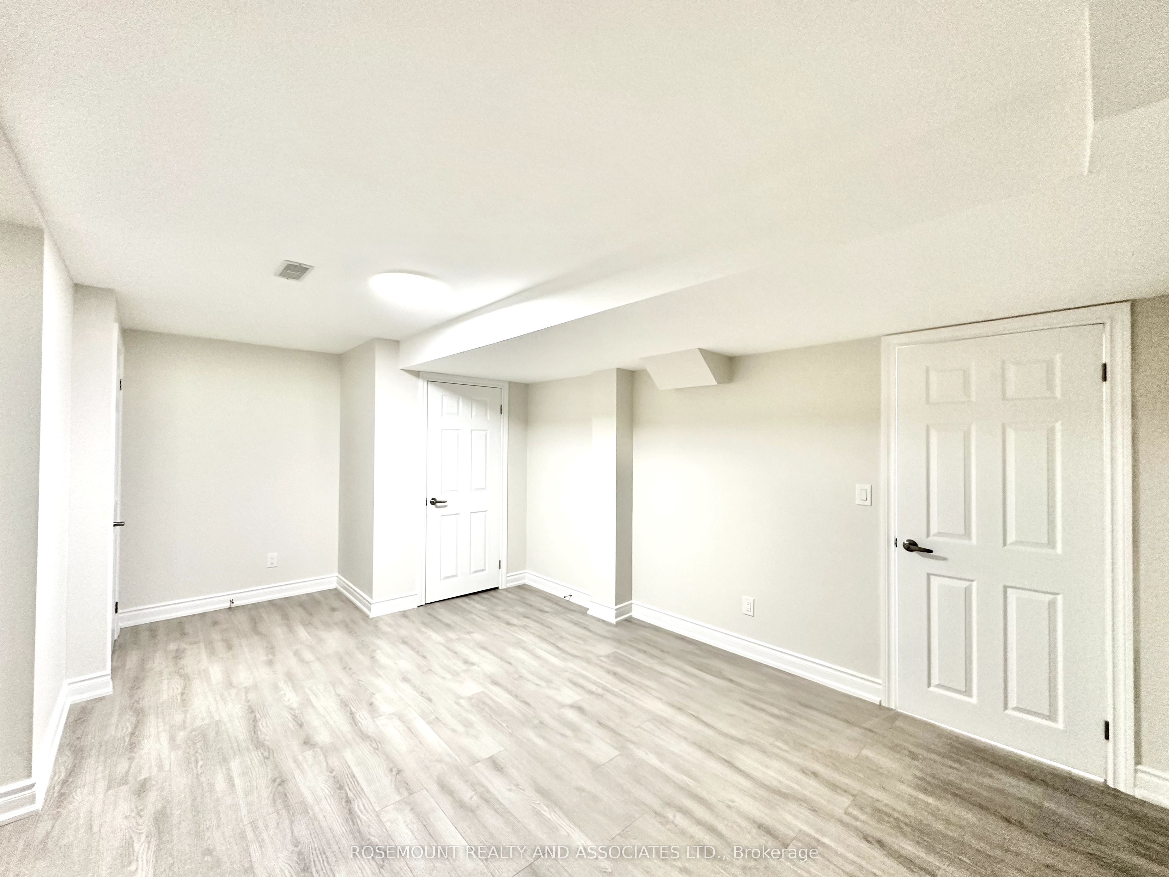 Photo 2 of 101 Annina Crescent, Markham, Village Green-South Unionville — HOMEH