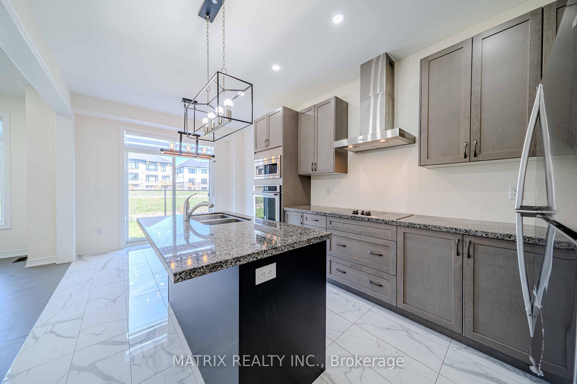 Photo 7 of 1052 Skyridge Boulevard, Pickering, Rural Pickering — HOMEH