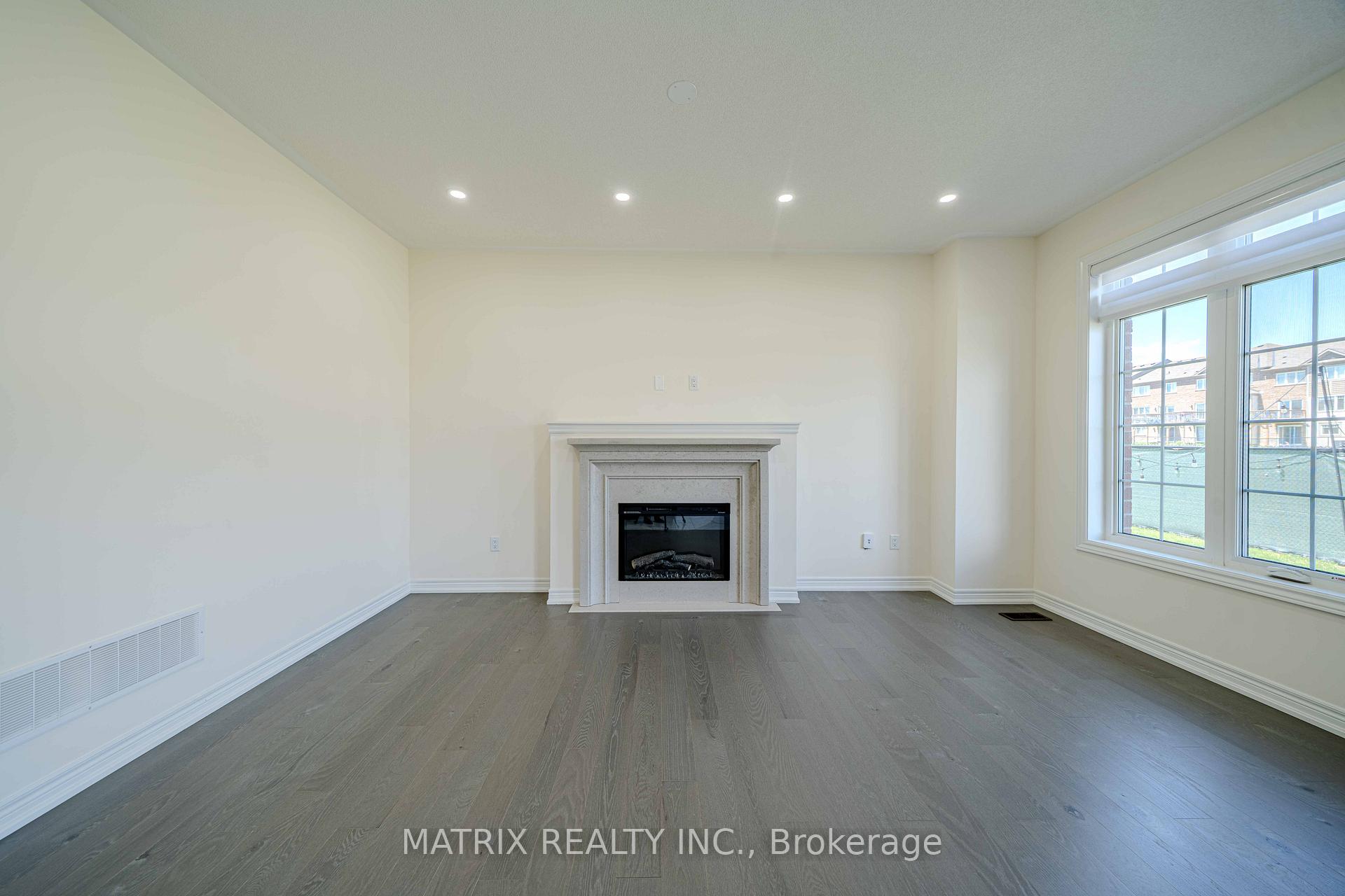 Photo 12 of 1052 Skyridge Boulevard, Pickering, Rural Pickering — HOMEH