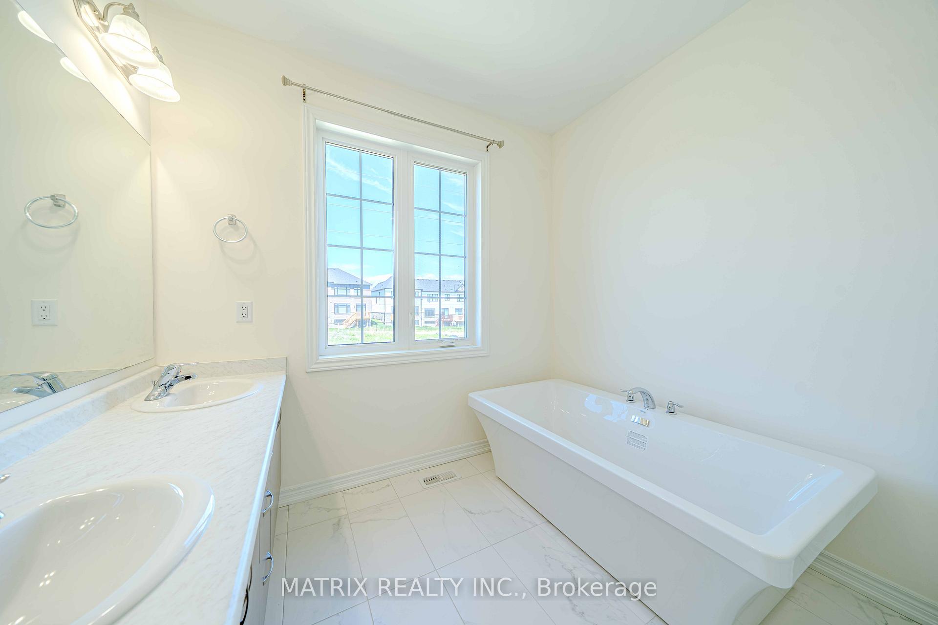 Photo 18 of 1052 Skyridge Boulevard, Pickering, Rural Pickering — HOMEH