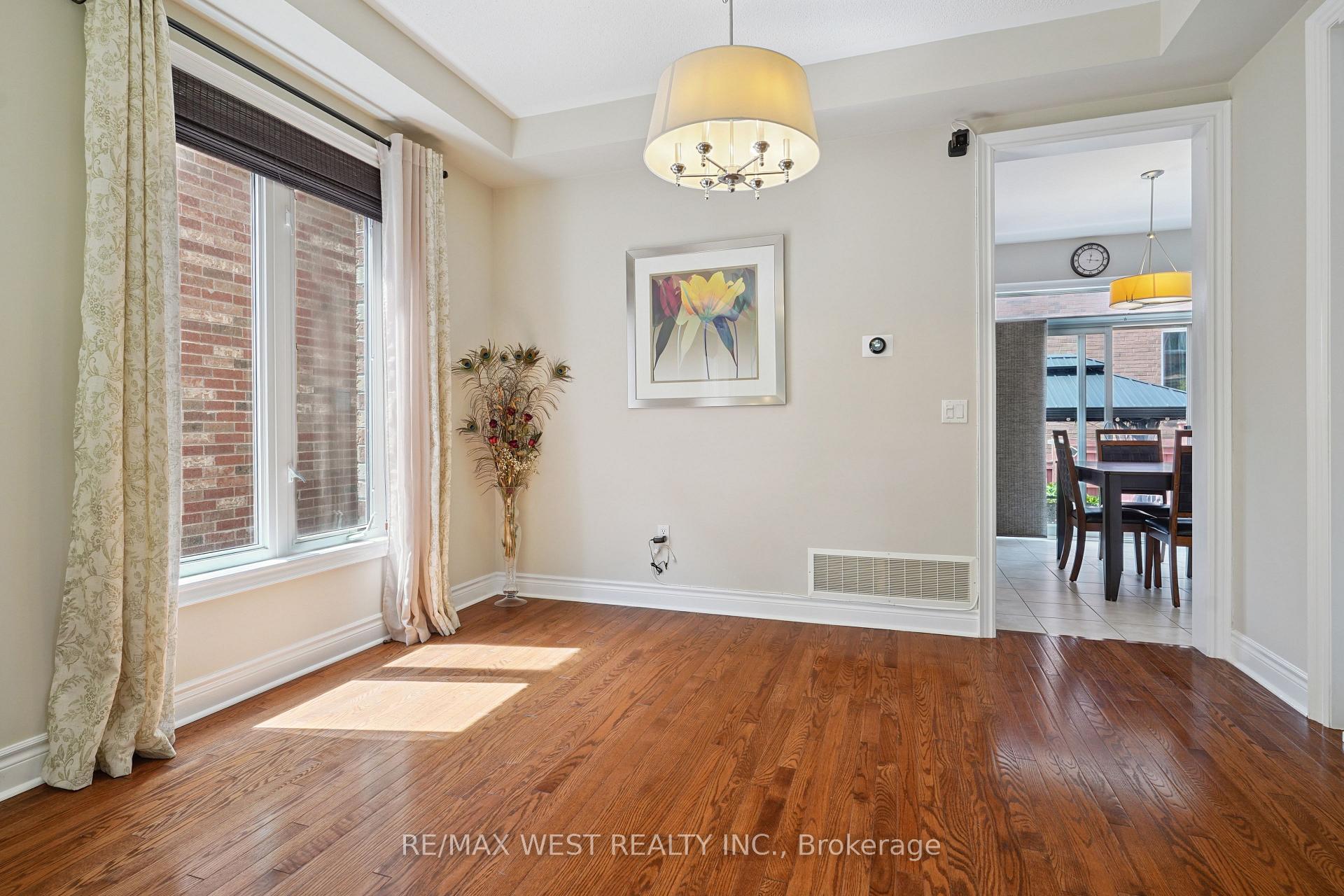 Photo 4 of 191 Nature Haven Crescent, Pickering, Rouge Park — HOMEH