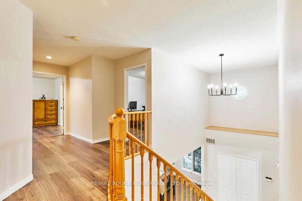 Photo 16 of 1622 Valley Ridge Crescent, Pickering, Highbush — HOMEH