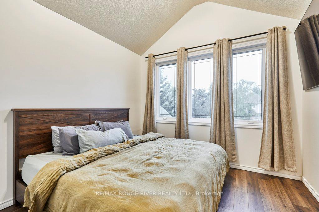 Photo 20 of 1622 Valley Ridge Crescent, Pickering, Highbush — HOMEH
