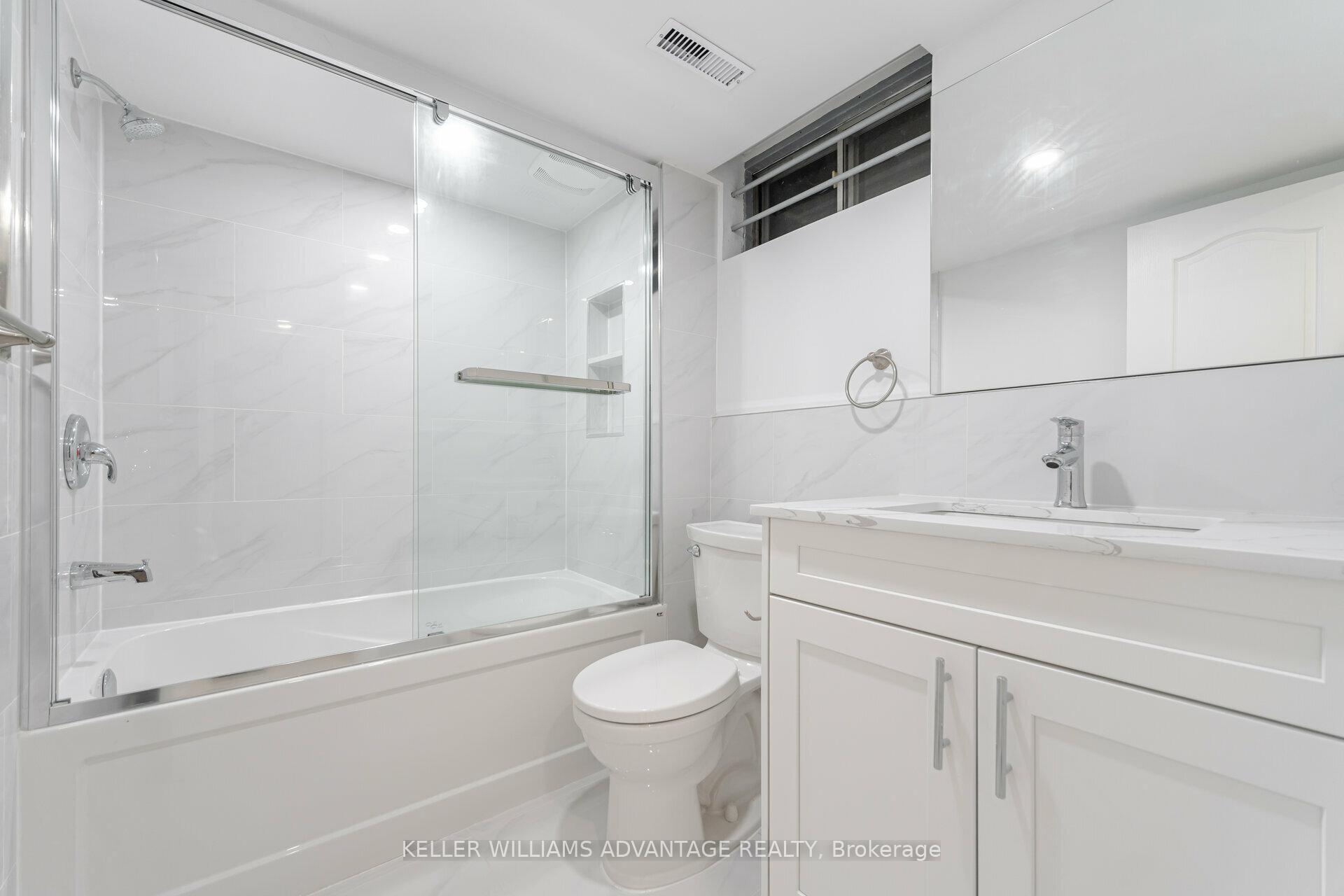 Photo 3 of 694 Amaretto Avenue, Pickering, Amberlea — HOMEH