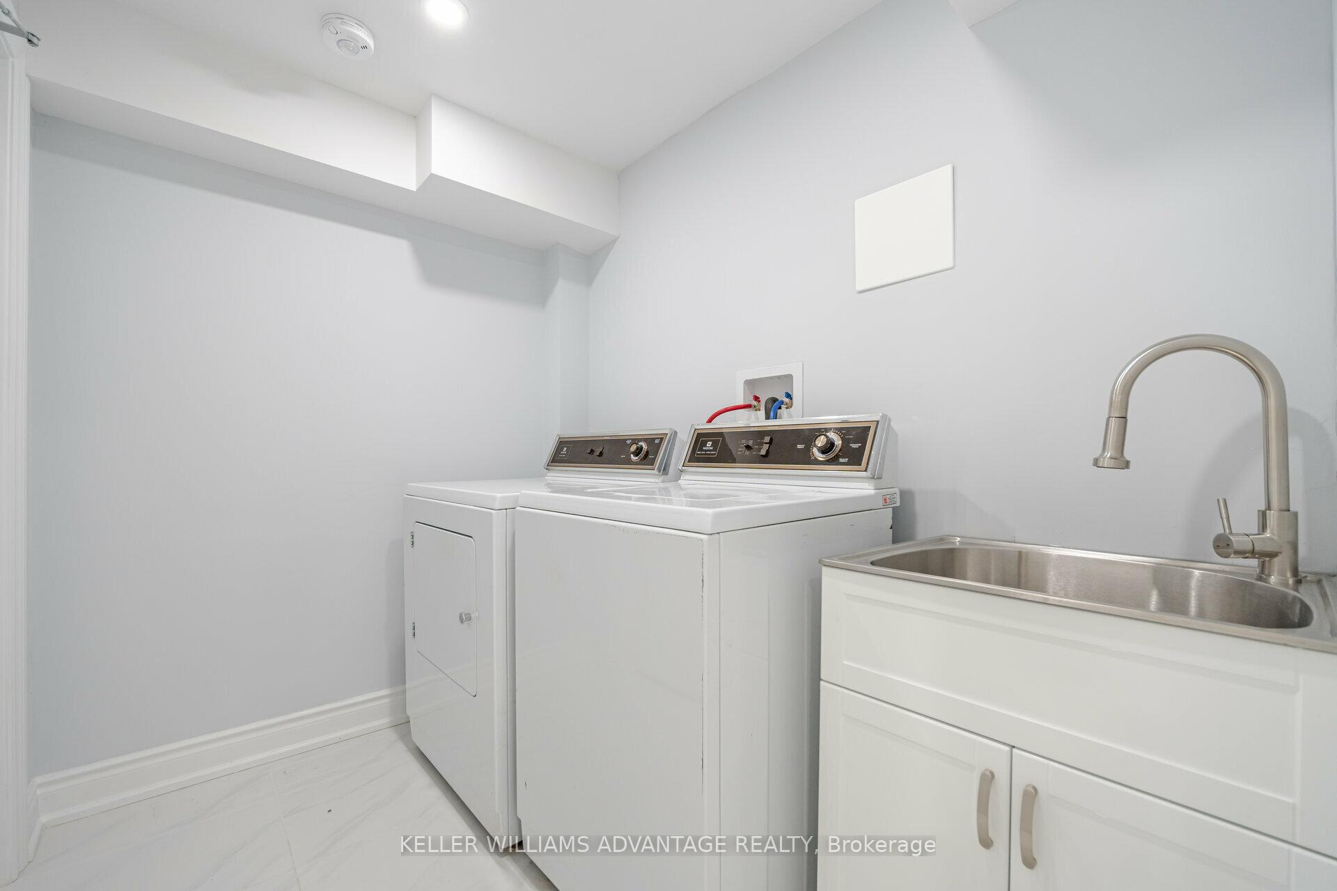 Photo 5 of 694 Amaretto Avenue, Pickering, Amberlea — HOMEH