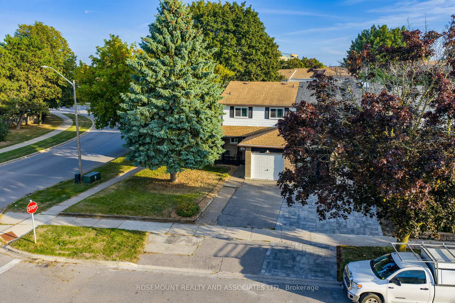Photo 1 of 1551 Alwin Circle, Pickering, Village East — HOMEH
