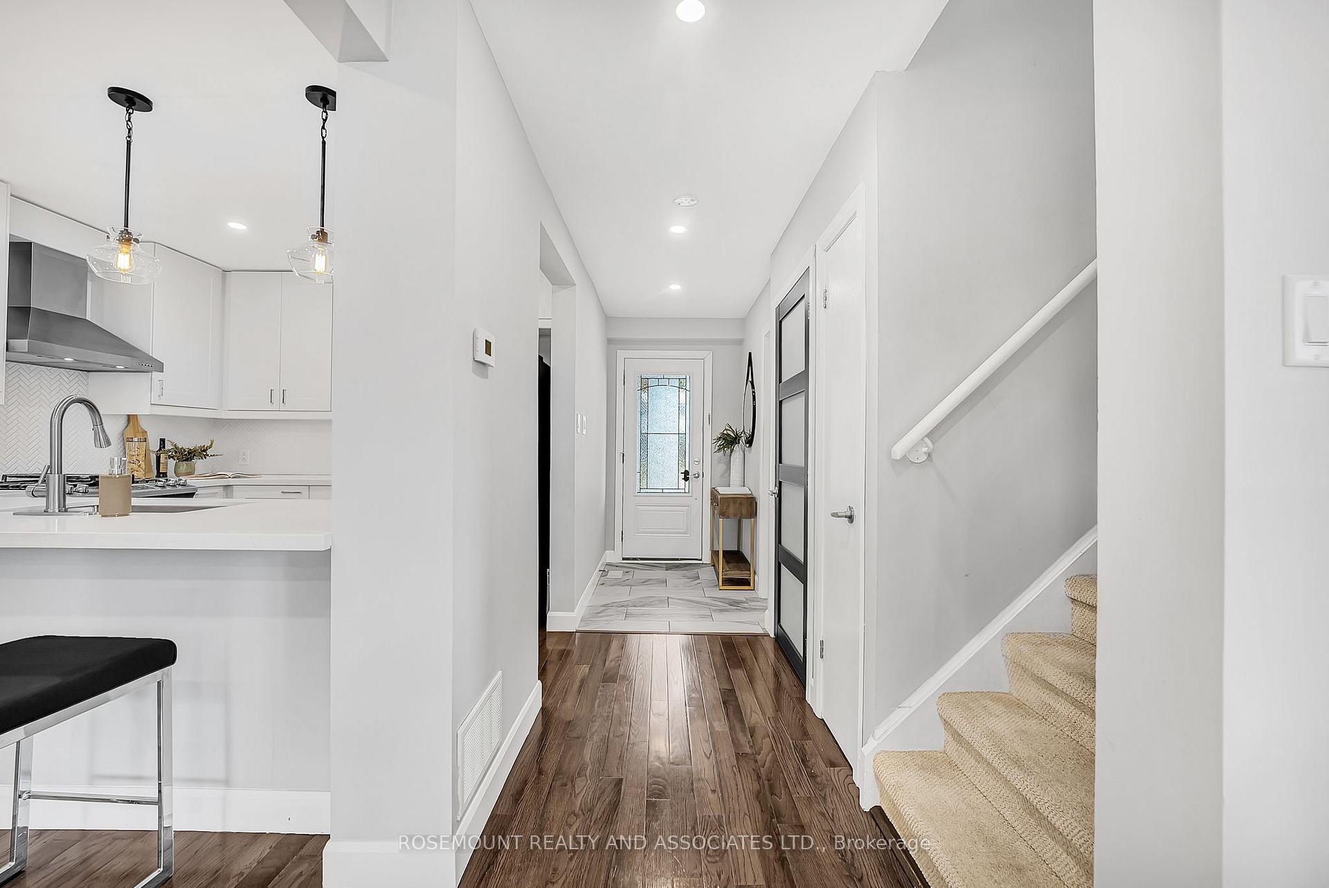 Photo 5 of 1551 Alwin Circle, Pickering, Village East — HOMEH
