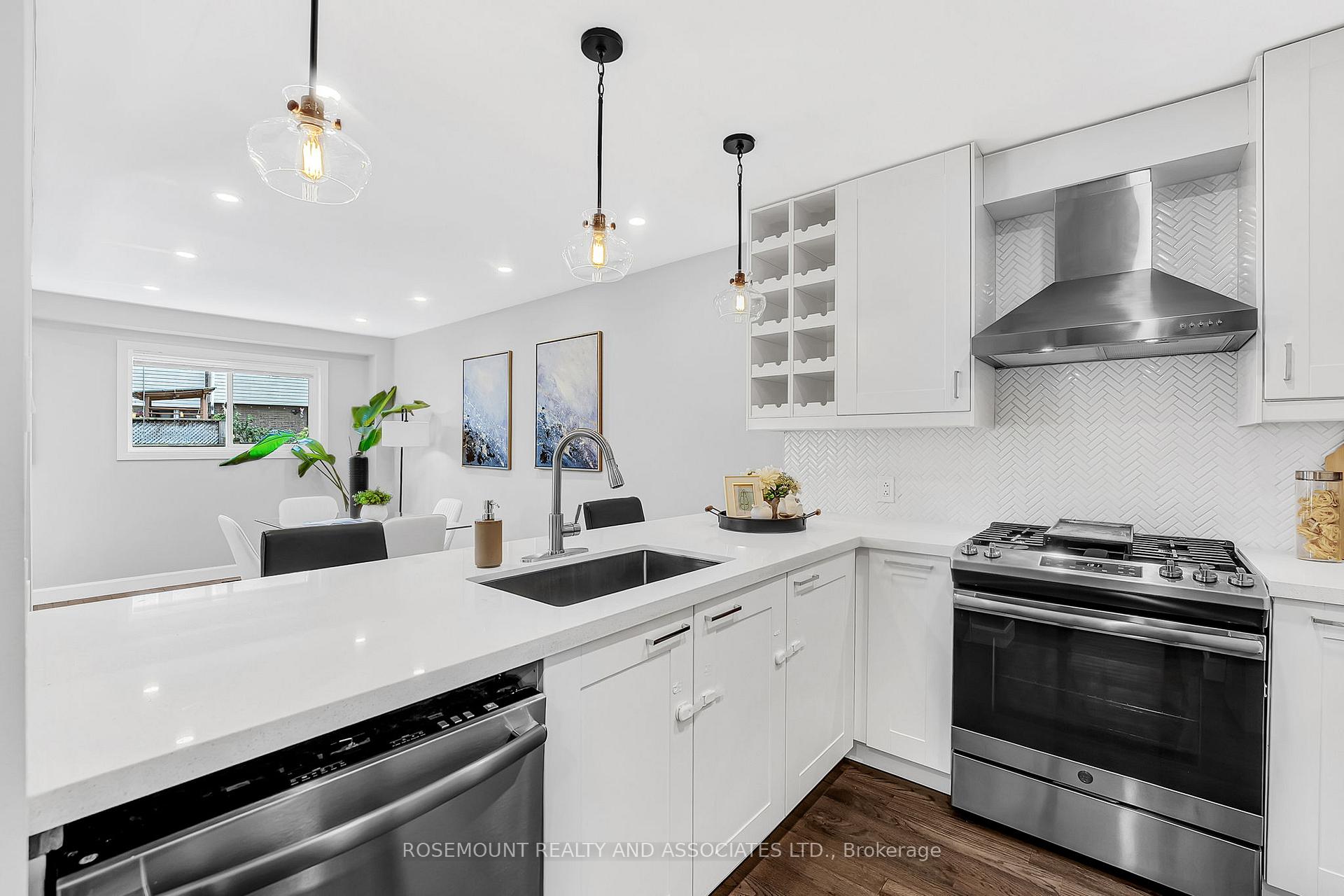 Photo 19 of 1551 Alwin Circle, Pickering, Village East — HOMEH