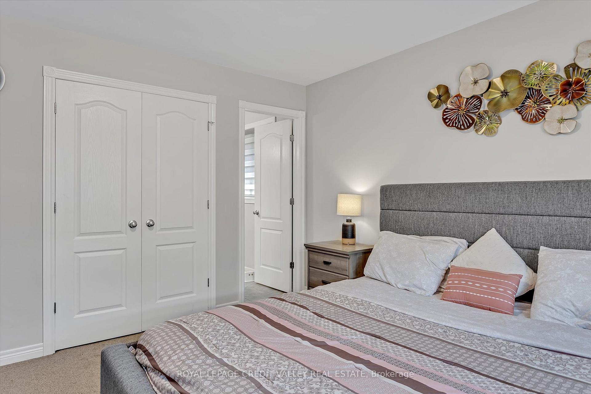 Photo 18 of 607 Lemay Grove E, Peterborough, Monaghan Ward 2 — HOMEH