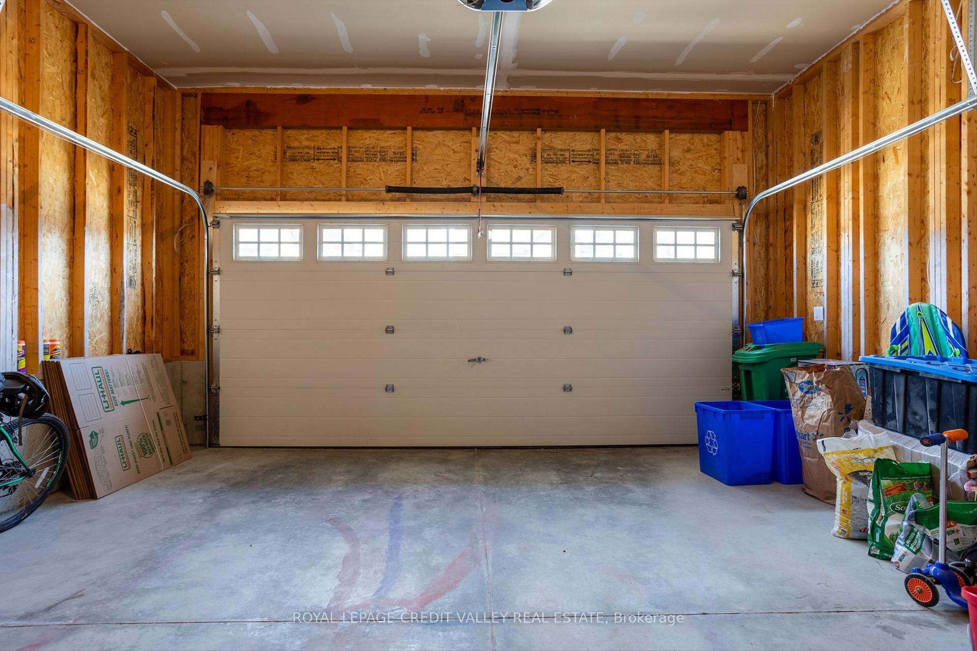Photo 30 of 607 Lemay Grove E, Peterborough, Monaghan Ward 2 — HOMEH