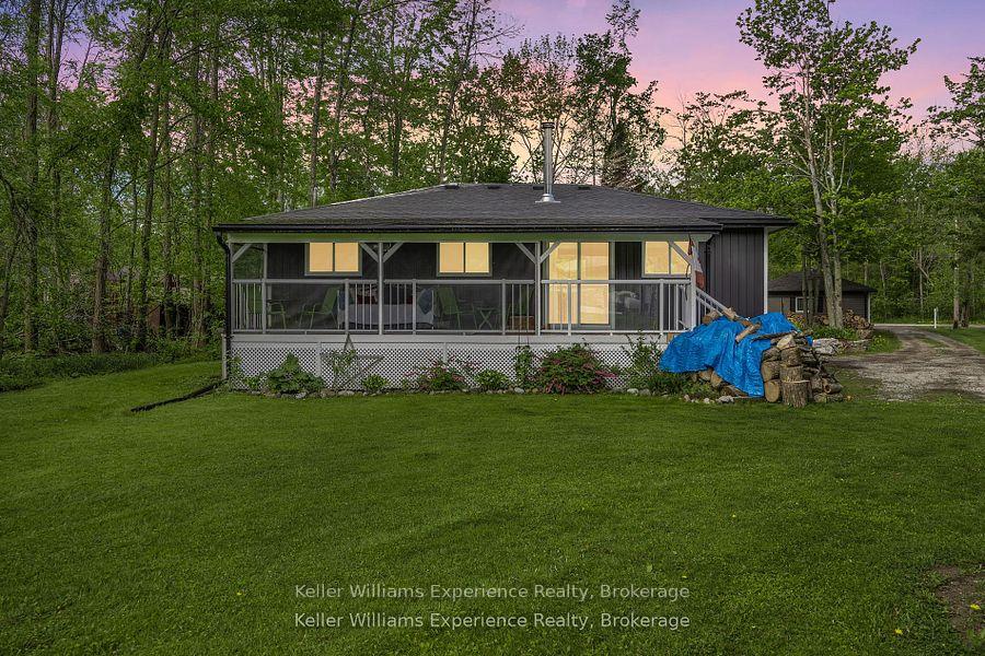 Photo 2 of 4027 Glen Cedar Drive, Ramara, Rural Ramara — HOMEH