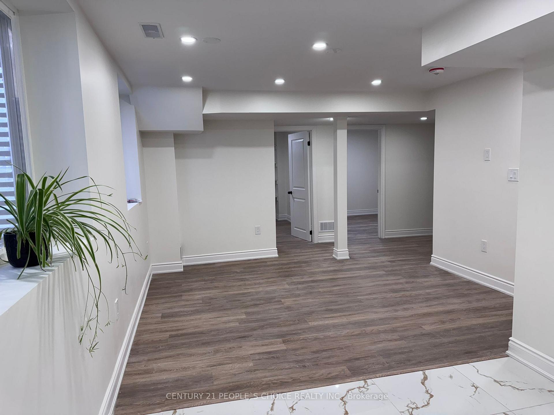 Photo 3 of Unit Bsmt, 1578 Severn Drive, Milton, Bowes — HOMEH