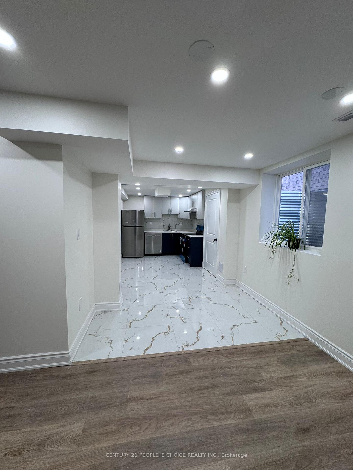 Photo 5 of Unit Bsmt, 1578 Severn Drive, Milton, Bowes — HOMEH