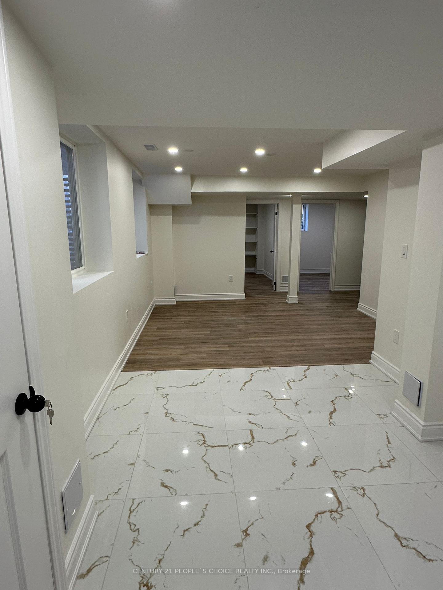 Photo 6 of Unit Bsmt, 1578 Severn Drive, Milton, Bowes — HOMEH