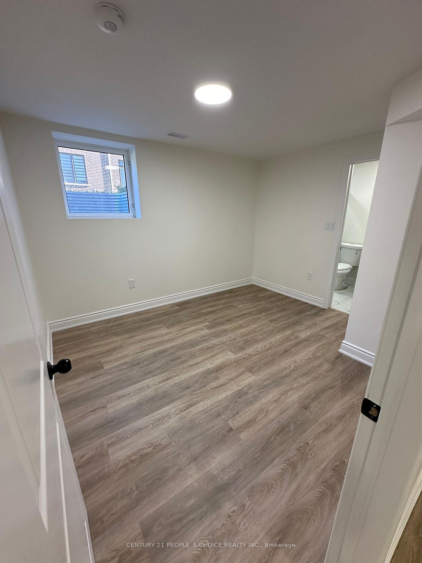 Photo 7 of Unit Bsmt, 1578 Severn Drive, Milton, Bowes — HOMEH